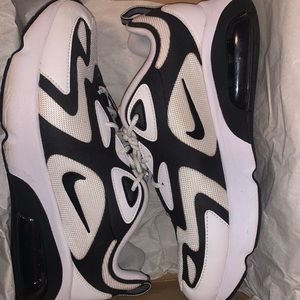 Nike Air Max 200